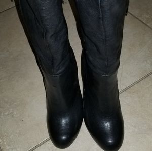 Knee high Gianni Bini boots